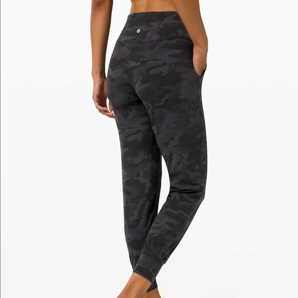 Lululemon Align Joggers Black Camo